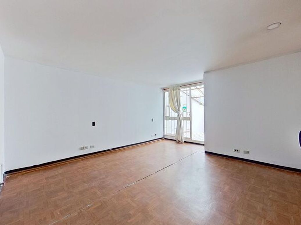 Apartamento de 3 alcobas en venta en La Catedral, Bogotá, 187 m² · foto 13 de 18