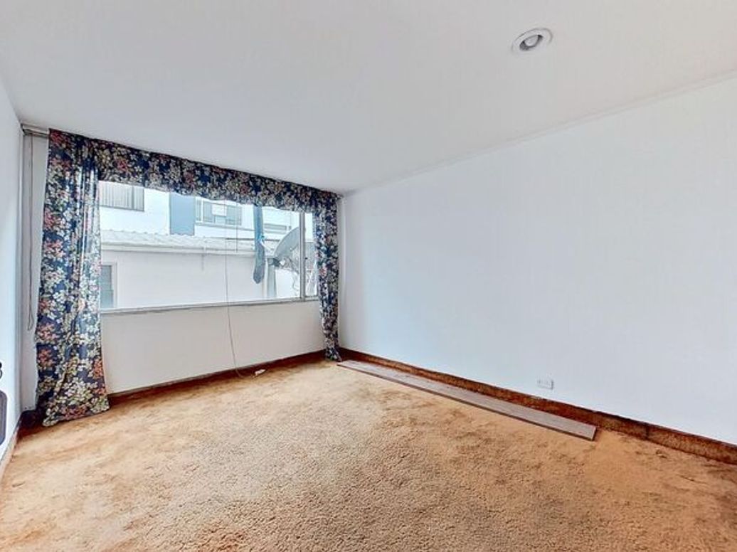 Apartamento de 3 alcobas en venta en La Catedral, Bogotá, 187 m² · foto 8 de 18