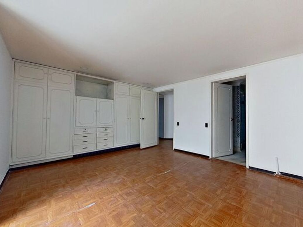 Apartamento de 3 alcobas en venta en La Catedral, Bogotá, 187 m² · foto 14 de 18