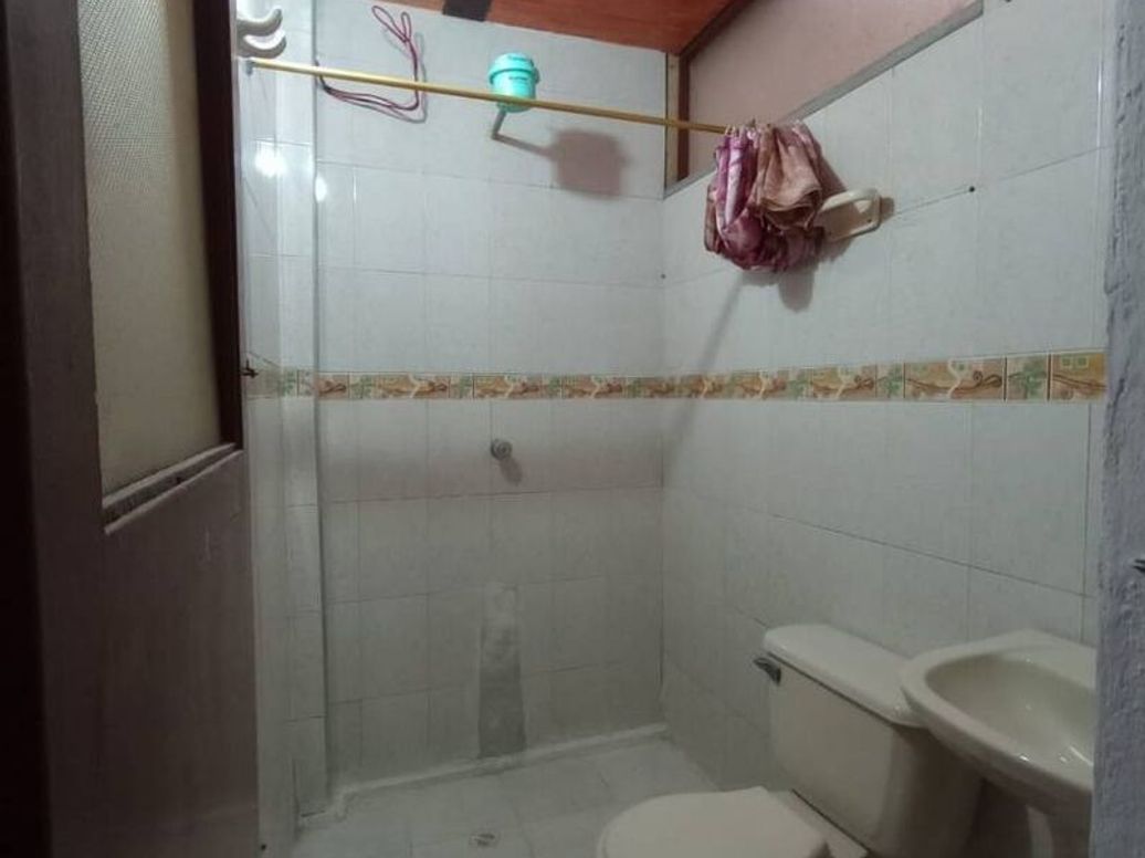Casa de 2 alcobas en venta en Chico Sur, Bogotá, 72 m² · foto 6 de 6