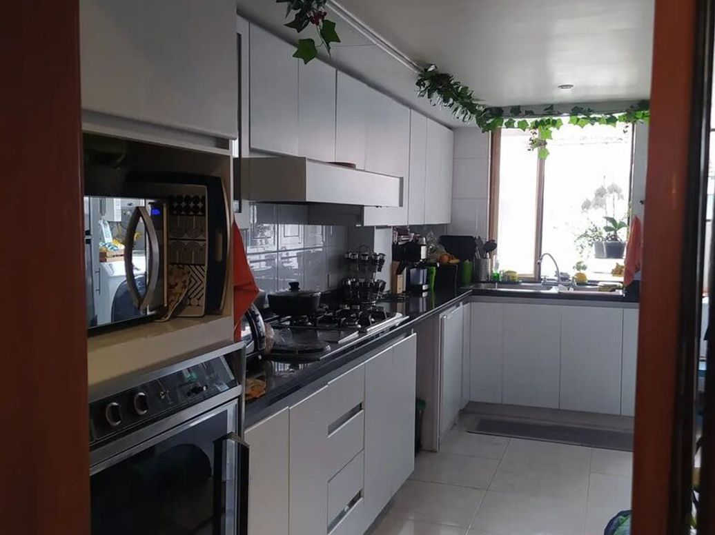 Apartamento de 3 alcobas en venta en Niza Norte, Bogotá, 165 m² · foto 15 de 20