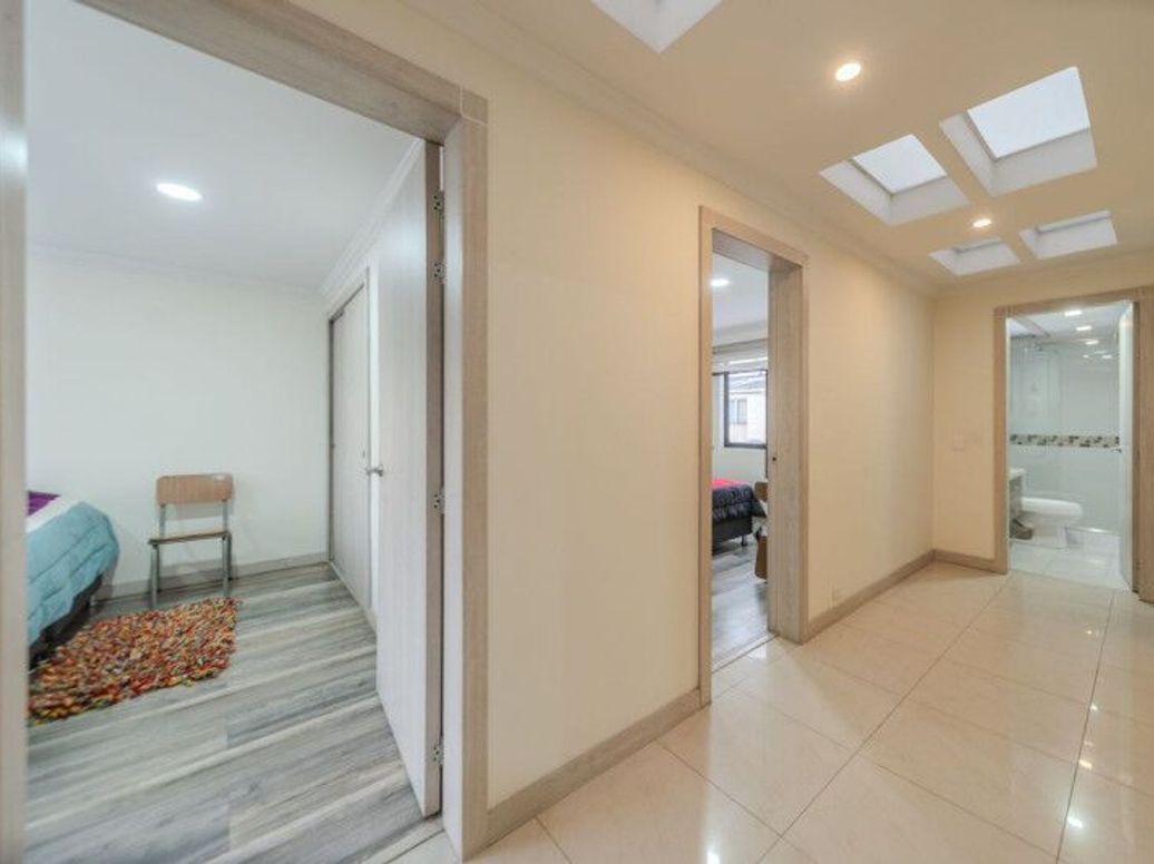 Casa de 4 alcobas en venta en Modelia Occidental, Bogotá, 340 m² · foto 15 de 20