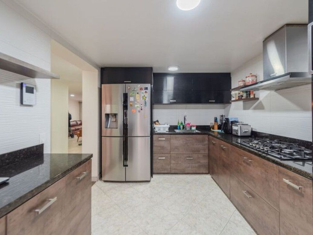 Casa de 4 alcobas en venta en Modelia Occidental, Bogotá, 340 m² · foto 8 de 20