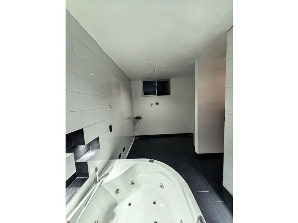 Casa de 2 alcobas en venta en Santa Rosa, Bogotá, 268 m² · foto 20 de 20