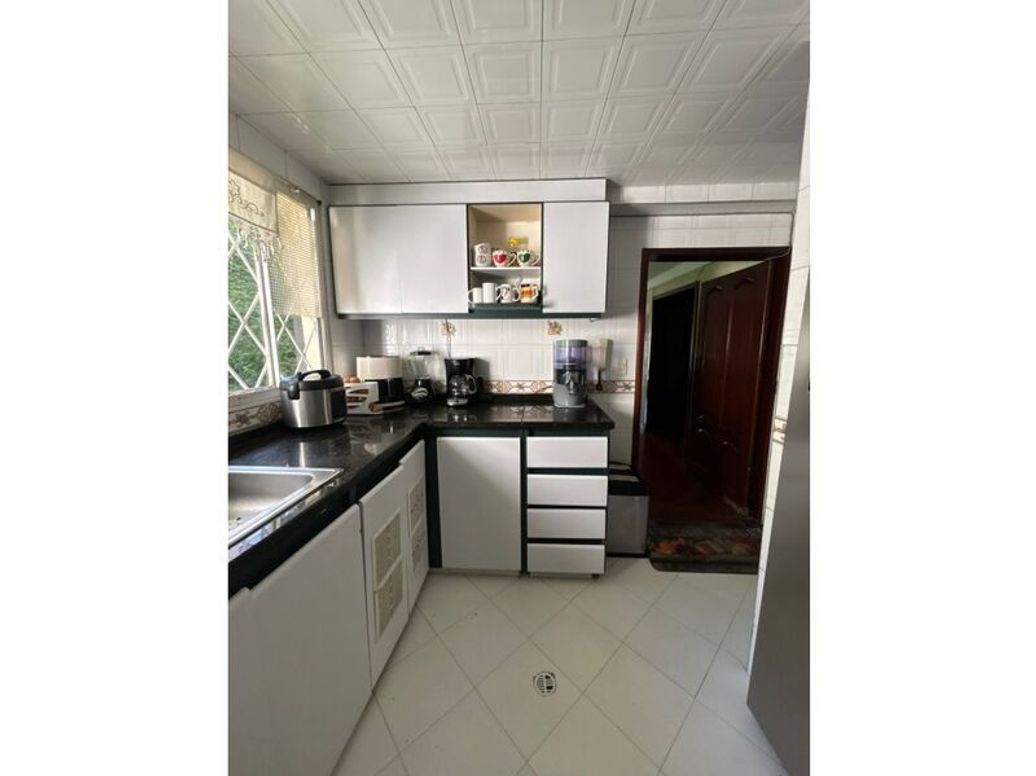 Casa de 4 alcobas en venta en Acacias Usaquen, Bogotá, 190 m² · foto 10 de 20