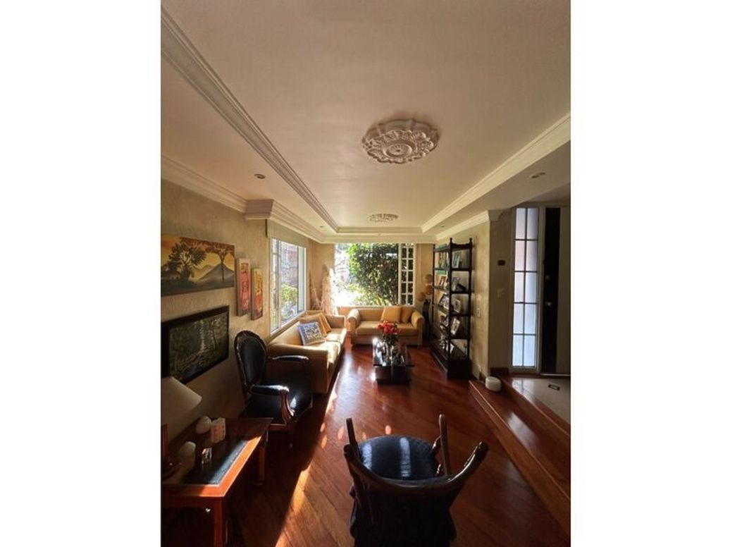 Casa de 4 alcobas en venta en Acacias Usaquen, Bogotá, 190 m² · foto 7 de 20