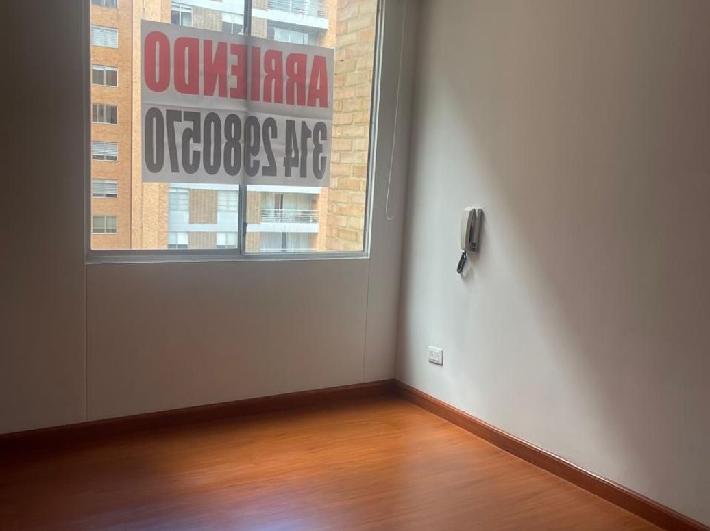 Apartamento de 3 alcobas en arriendo en Ub. Hacienda Cordoba Niza, Bogotá, 110 m² · foto 6 de 14