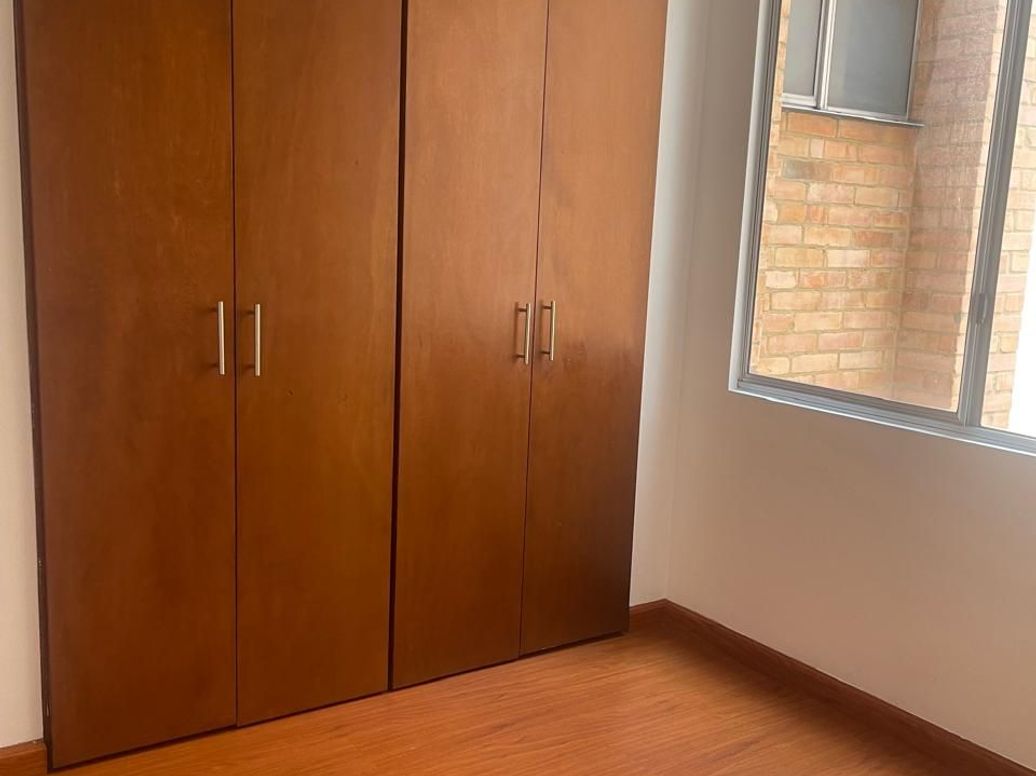 Apartamento de 3 alcobas en arriendo en Ub. Hacienda Cordoba Niza, Bogotá, 110 m² · foto 13 de 14