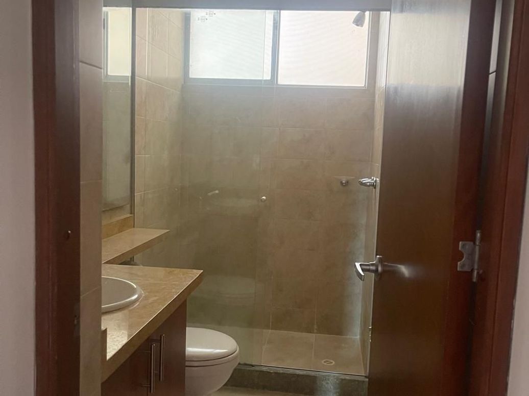 Apartamento de 3 alcobas en arriendo en Ub. Hacienda Cordoba Niza, Bogotá, 110 m² · foto 9 de 14