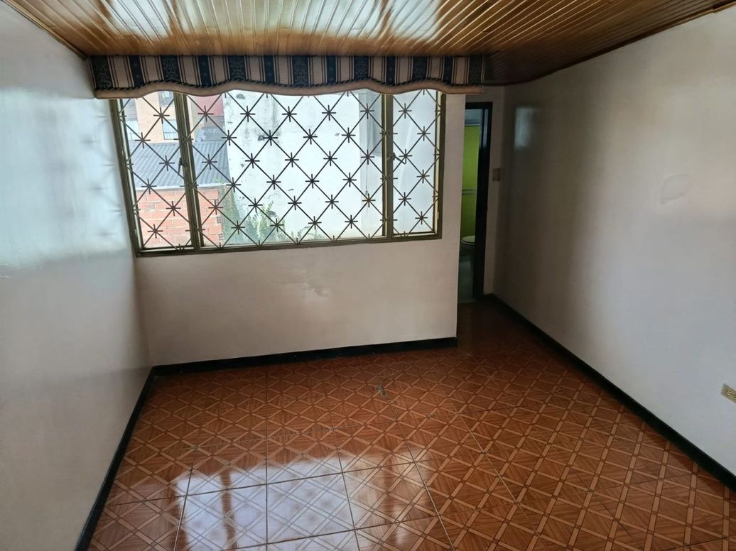 Casa en arriendo en Quinta Paredes, Bogotá · foto 9 de 20