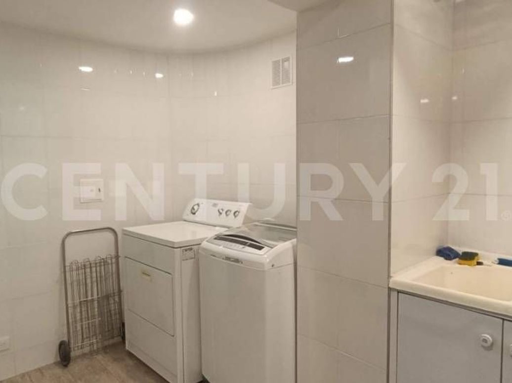 Apartamento de 2 alcobas en arriendo en El Nogal, Bogotá, 136 m² · foto 5 de 14