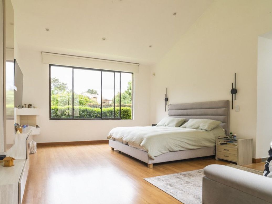 Casa de 4 alcobas en venta en Casa Blanca, Bogotá, 312 m² · foto 13 de 20