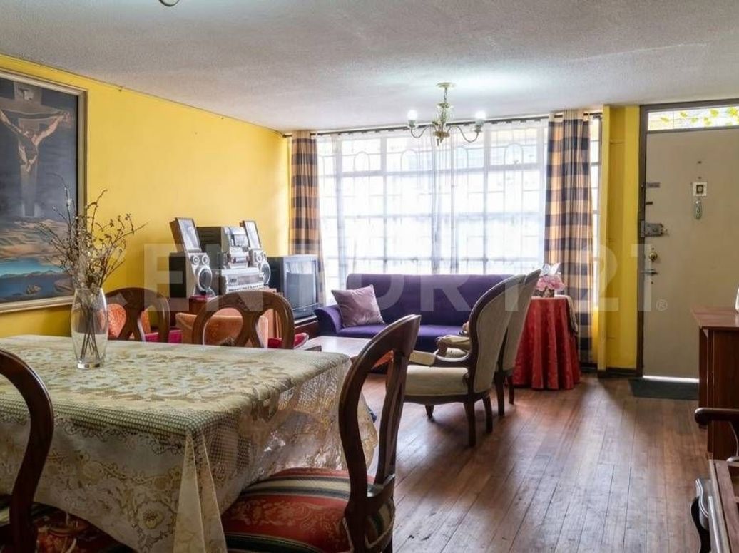 Casa de 5 alcobas en venta en Santa Isabel, Bogotá, 176 m² · foto 5 de 16