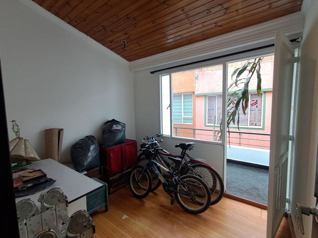 Casa de 4 alcobas en venta en Gilmar, Bogotá, 108 m² · foto 8 de 17