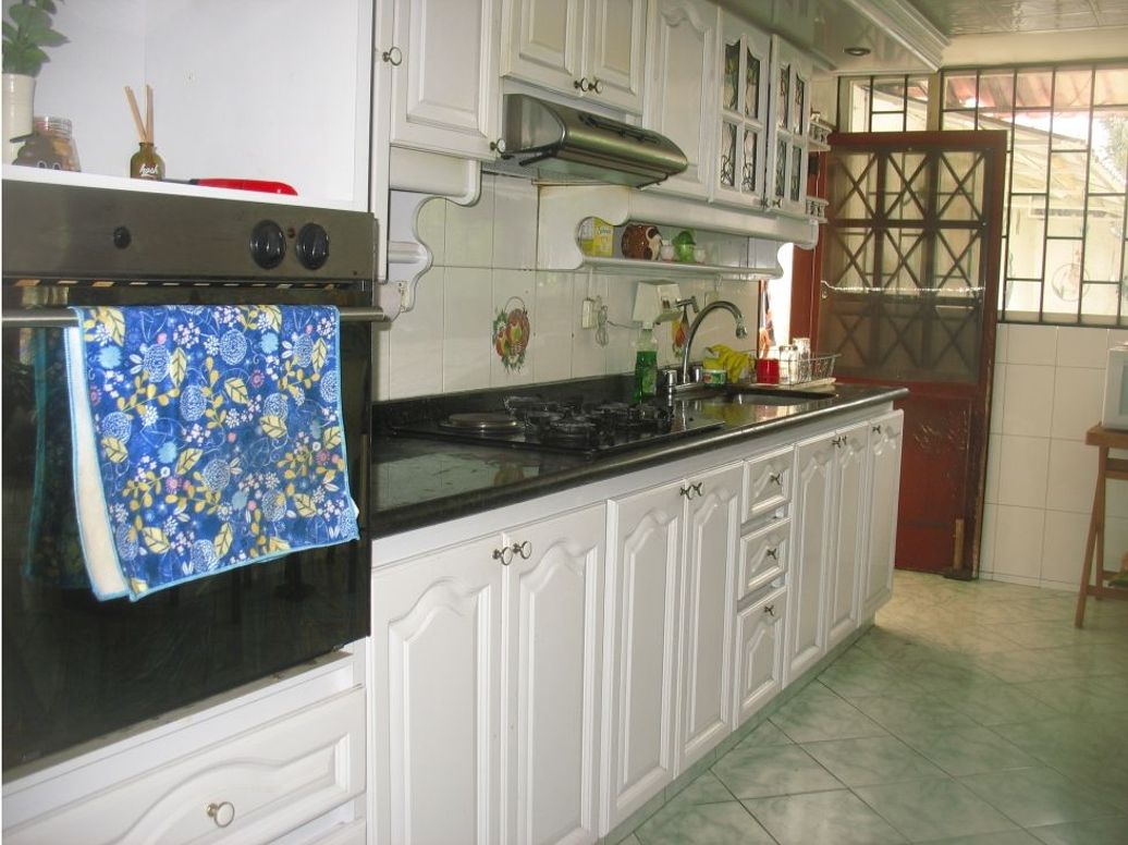 Casa de 4 alcobas en venta en Pontevedra, Bogotá, 240 m² · foto 9 de 20