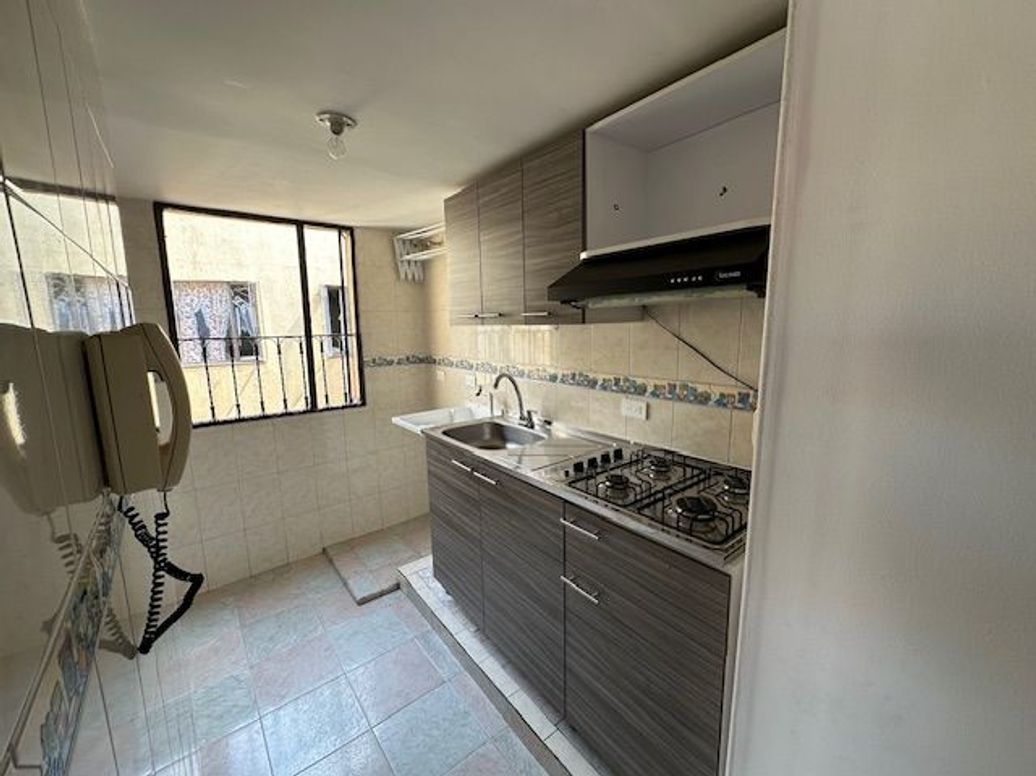 Apartamento de 2 alcobas en venta en Timiza A, Bogotá, 48 m² · foto 4 de 20