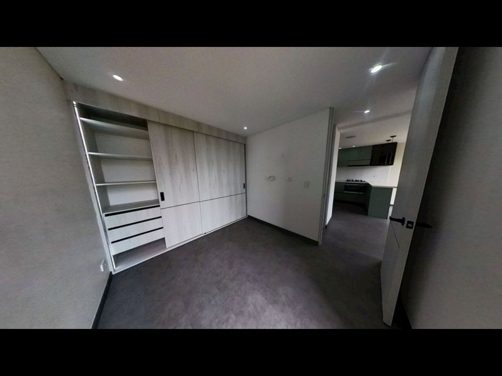 Apartamento de 1 alcoba en venta en El Plan, Bogotá, 36 m² · foto 2 de 14