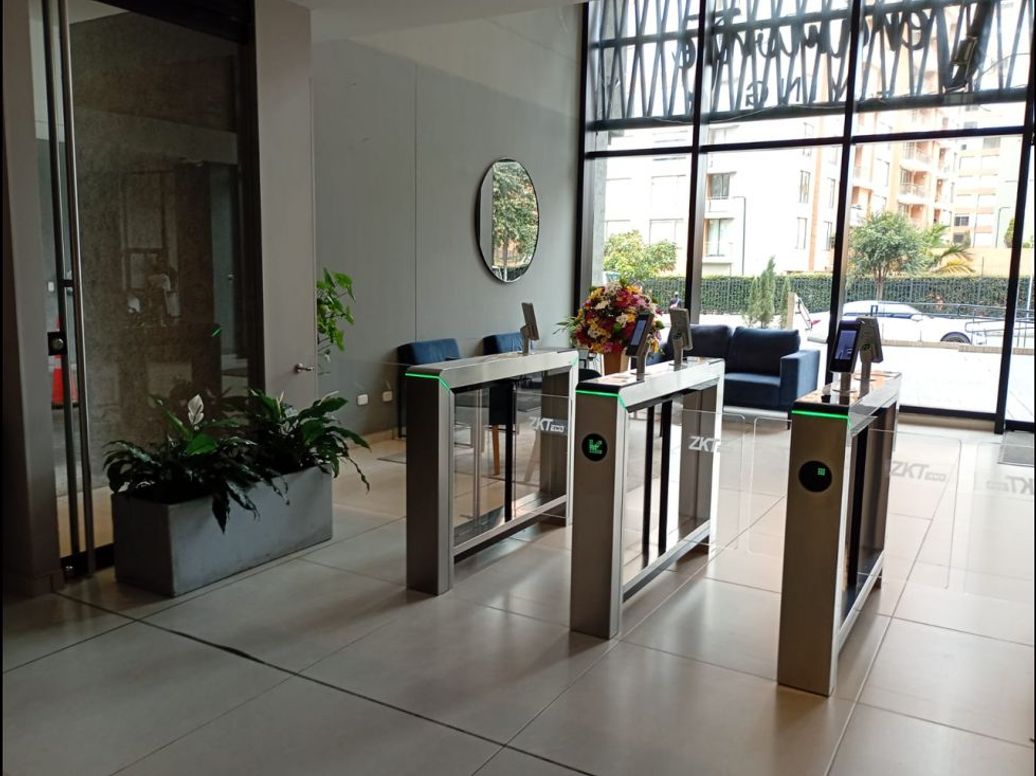 Apartamento de 1 alcoba en venta en El Plan, Bogotá, 36 m² · foto 11 de 14