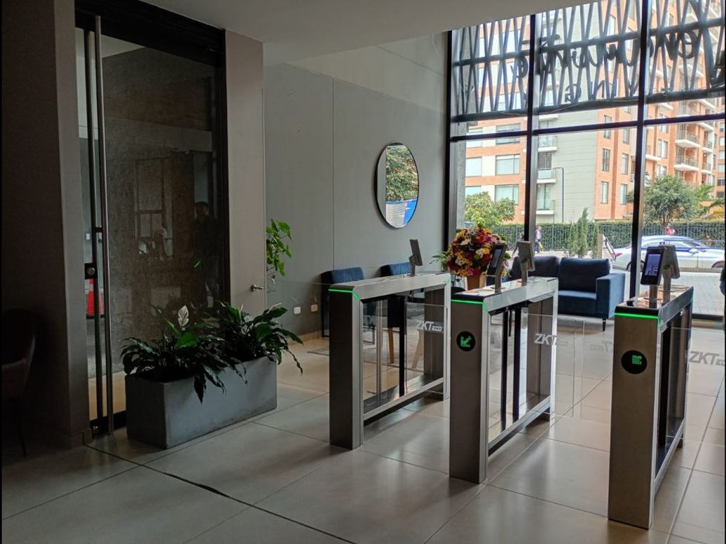 Apartamento de 1 alcoba en venta en El Plan, Bogotá, 36 m² · foto 13 de 14