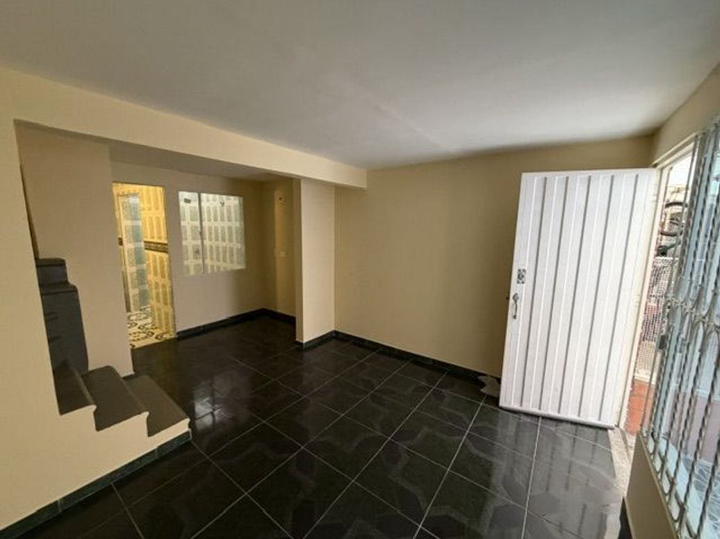Casa de 4 alcobas en venta en Alameda De Santa Monica Et. Iv, Bogotá, 65 m² · foto 3 de 20