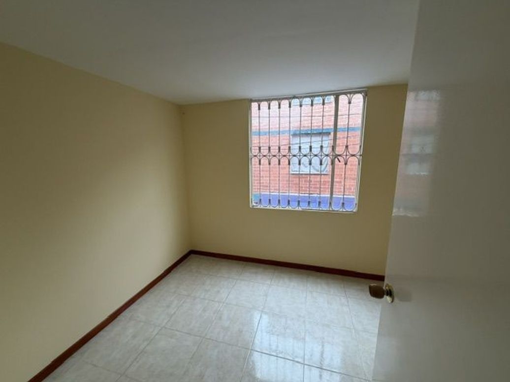 Casa de 4 alcobas en venta en Alameda De Santa Monica Et. Iv, Bogotá, 65 m² · foto 8 de 20