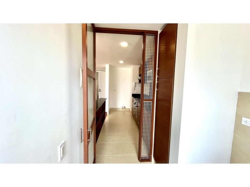 Apartamento de 3 alcobas en venta en Cedritos, Bogotá, 105 m² · foto 10 de 20