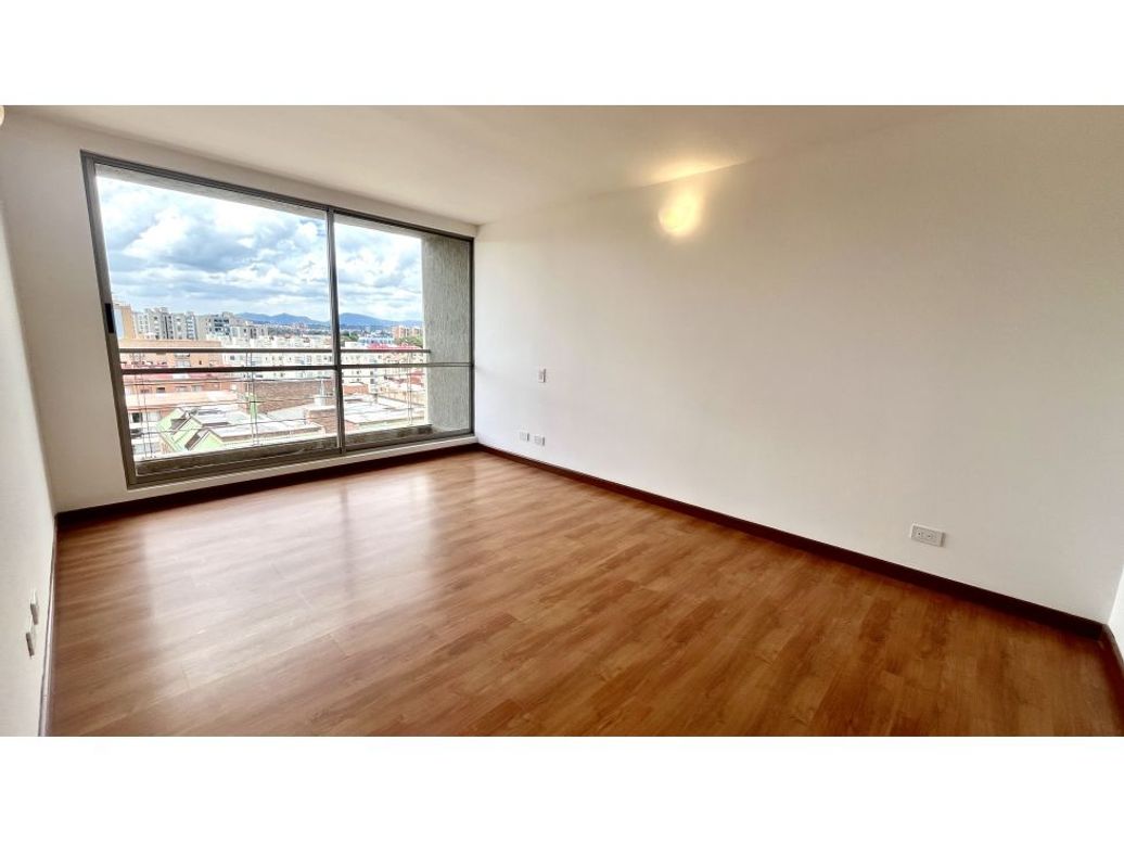 Apartamento de 3 alcobas en venta en Cedritos, Bogotá, 105 m² · foto 3 de 20