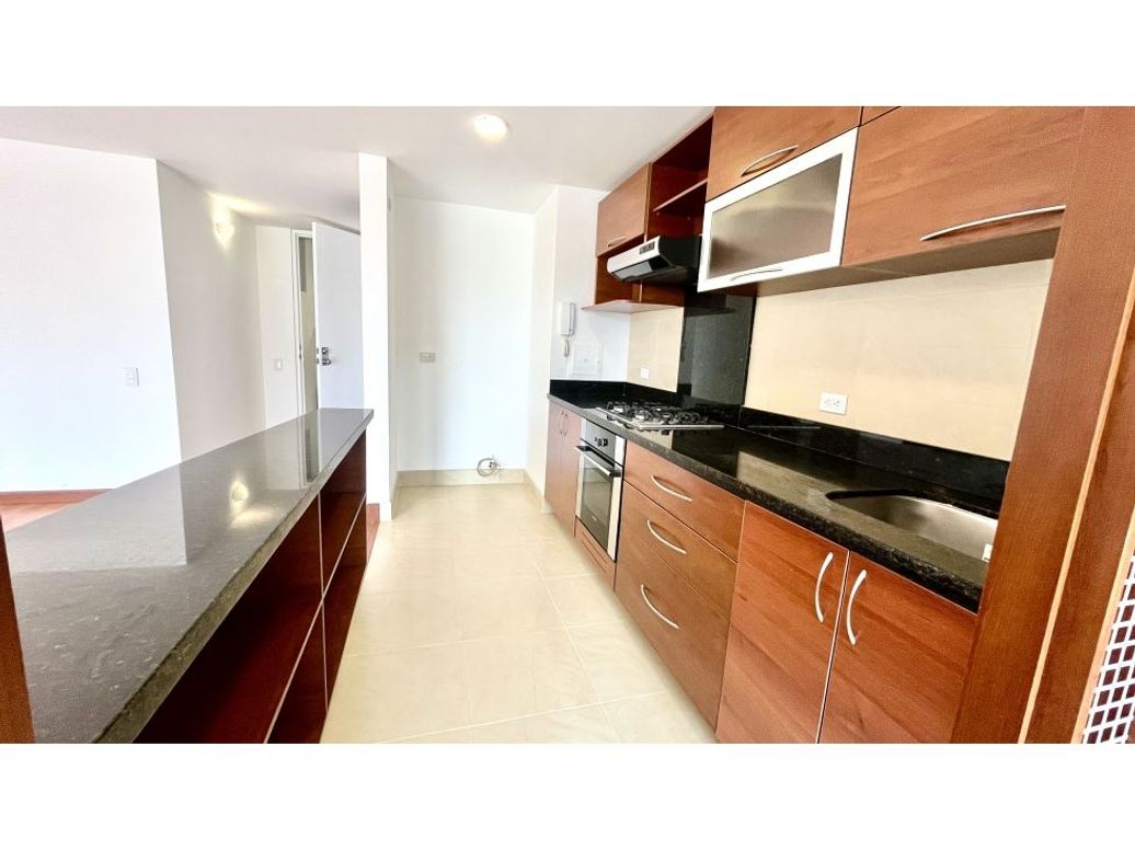 Apartamento de 3 alcobas en venta en Cedritos, Bogotá, 105 m² · foto 5 de 20
