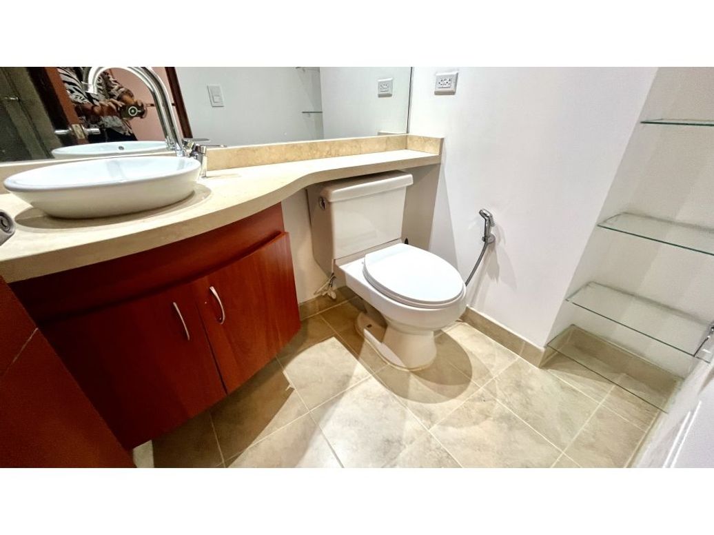Apartamento de 3 alcobas en venta en Cedritos, Bogotá, 105 m² · foto 18 de 20