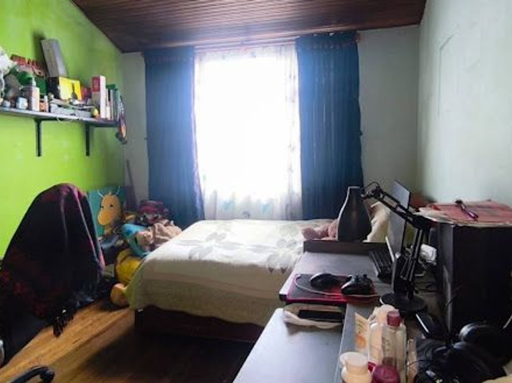Casa de 5 alcobas en venta en Ciudad Berna, Bogotá, 197 m² · foto 5 de 8