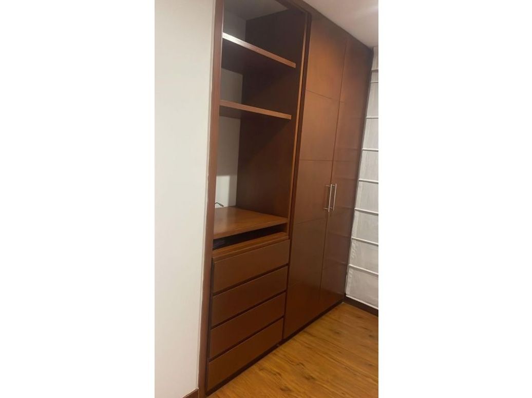 Apartamento de 2 alcobas en venta en Chico, Bogotá, 78 m² · foto 7 de 11