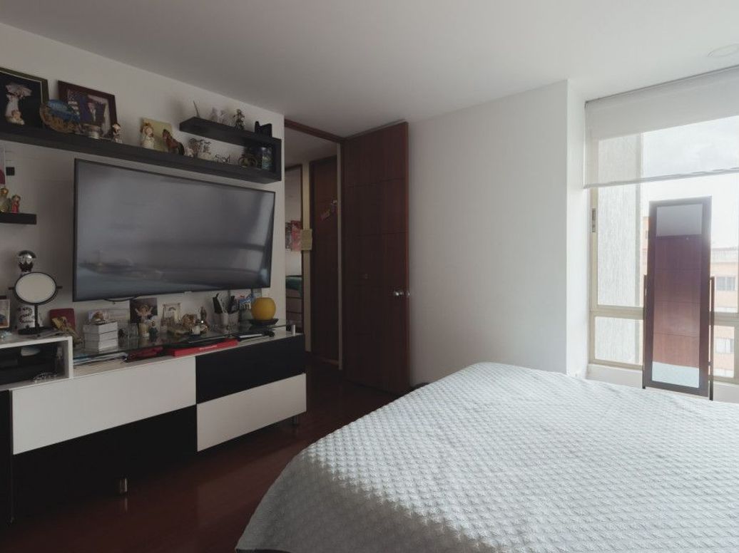 Apartamento de 3 alcobas en venta en Ub. Cordoba Niza, Bogotá, 100 m² · foto 9 de 20