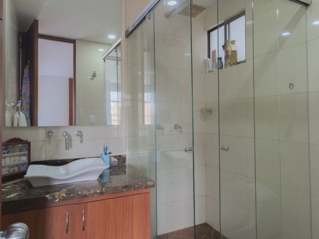 Apartamento de 3 alcobas en venta en Ub. Cordoba Niza, Bogotá, 100 m² · foto 11 de 20
