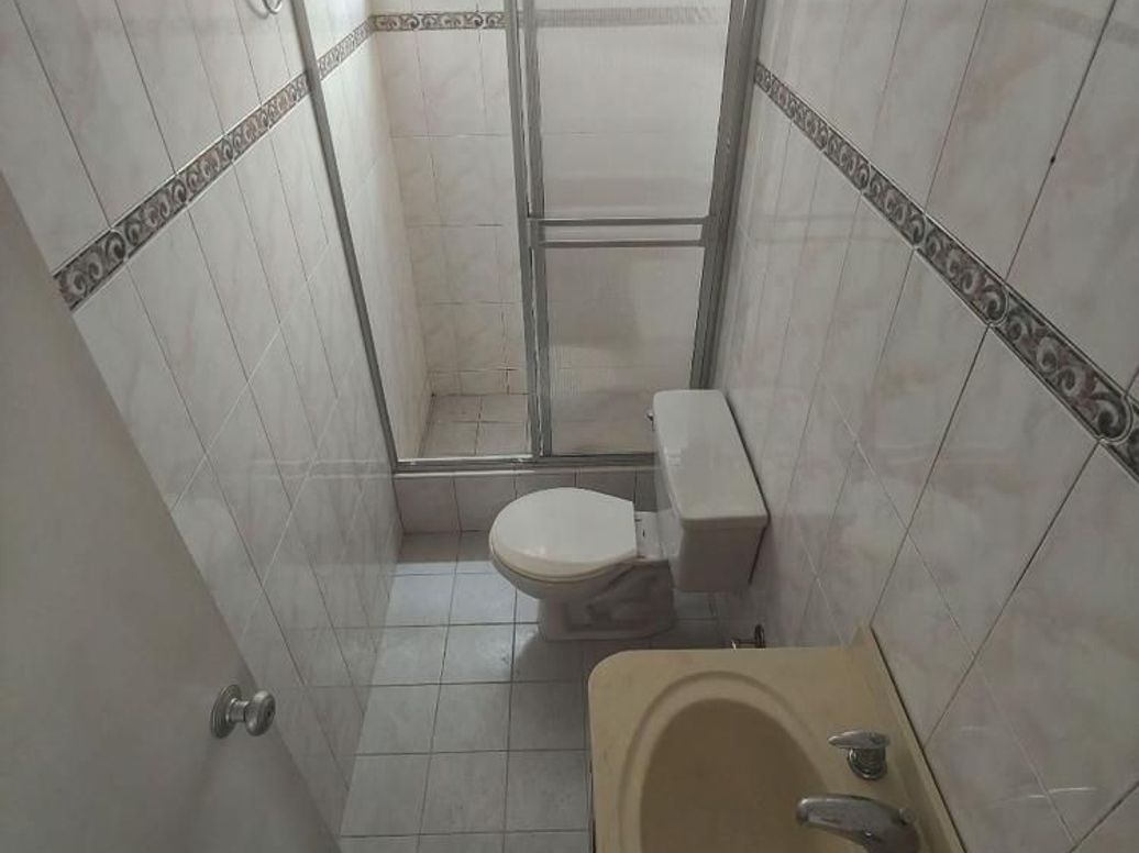 Casa de 4 alcobas en venta en Villas De Granada, Bogotá, 94 m² · foto 13 de 20