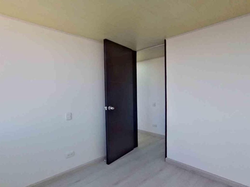 Apartamento de 3 alcobas en venta en Los Naranjos, Bogotá, 46 m² · foto 7 de 14