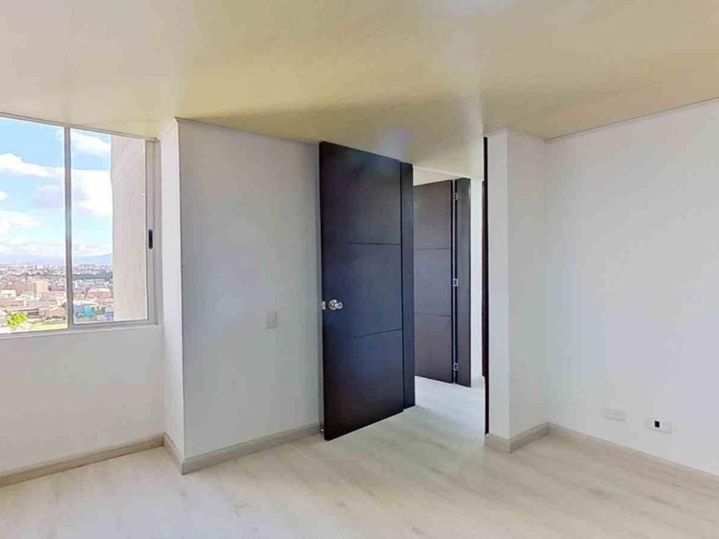 Apartamento de 3 alcobas en venta en Los Naranjos, Bogotá, 46 m² · foto 8 de 14