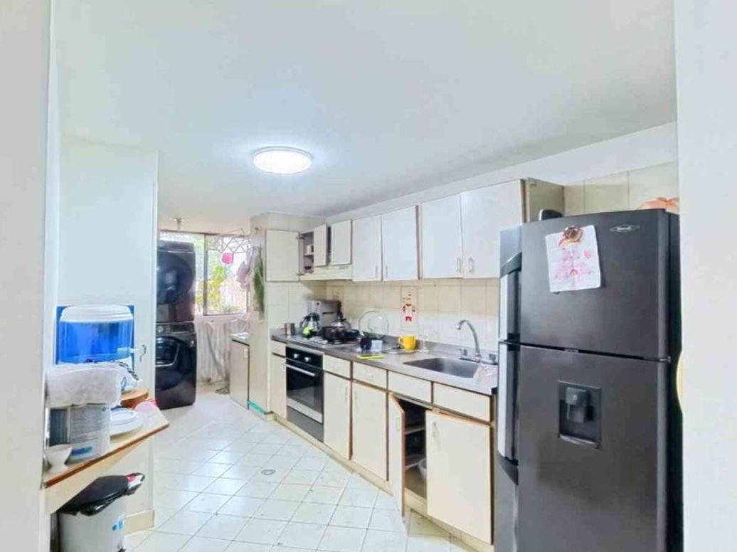 Apartamento de 4 alcobas en venta en Pinar De Suba, Bogotá, 90 m² · foto 12 de 20