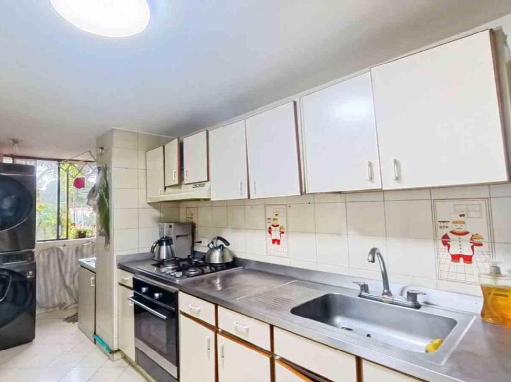 Apartamento de 4 alcobas en venta en Pinar De Suba, Bogotá, 90 m² · foto 11 de 20