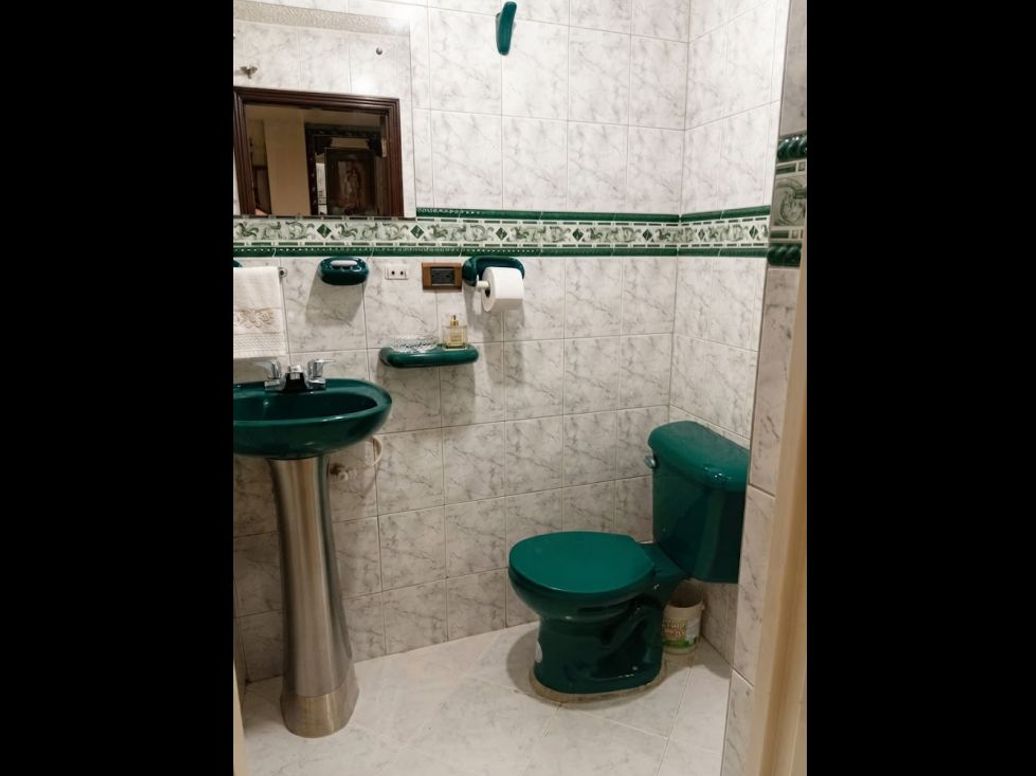 Casa de 1 alcoba en venta en El Carmen, Bogotá, 156 m² · foto 4 de 7