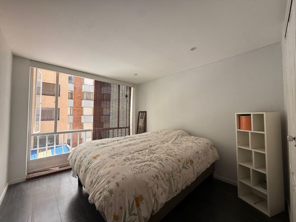 Apartamento de 2 alcobas en venta en Campo Alegre, Bogotá, 57 m² · foto 11 de 13