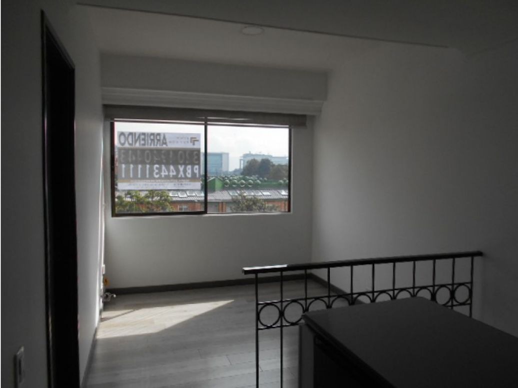 Casa de 3 alcobas en venta en Terminal De Transportes, Bogotá, 120 m² · foto 10 de 20