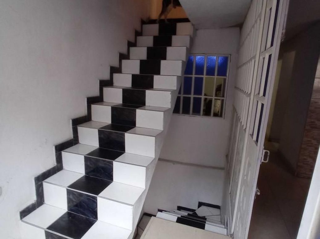 Casa de 8 alcobas en venta en Villa Andrea, Bogotá, 170 m² · foto 11 de 20