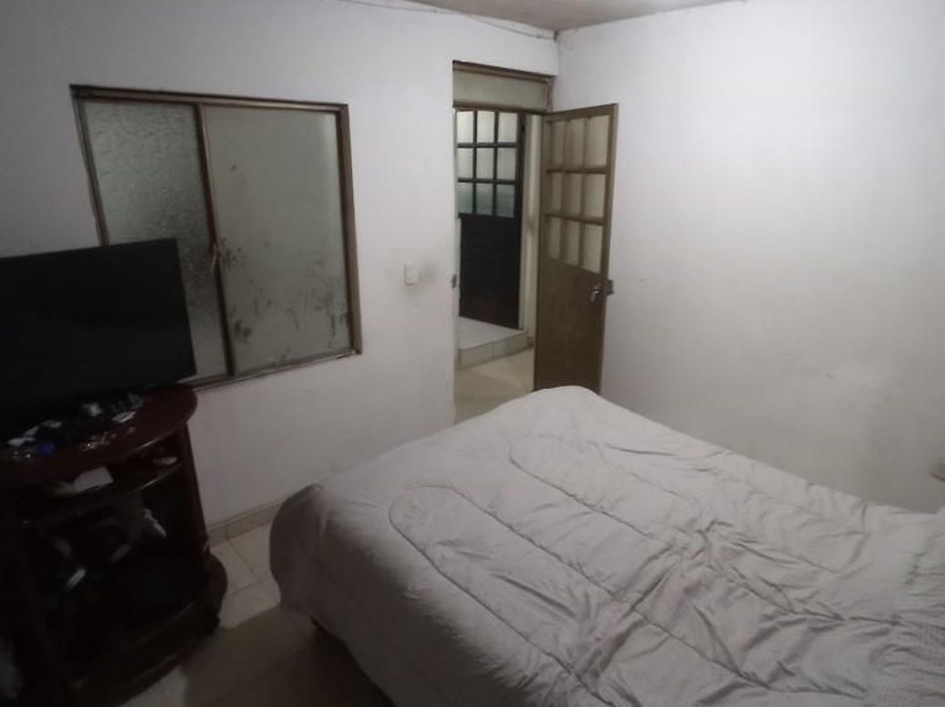 Casa de 8 alcobas en venta en Villa Andrea, Bogotá, 170 m² · foto 20 de 20