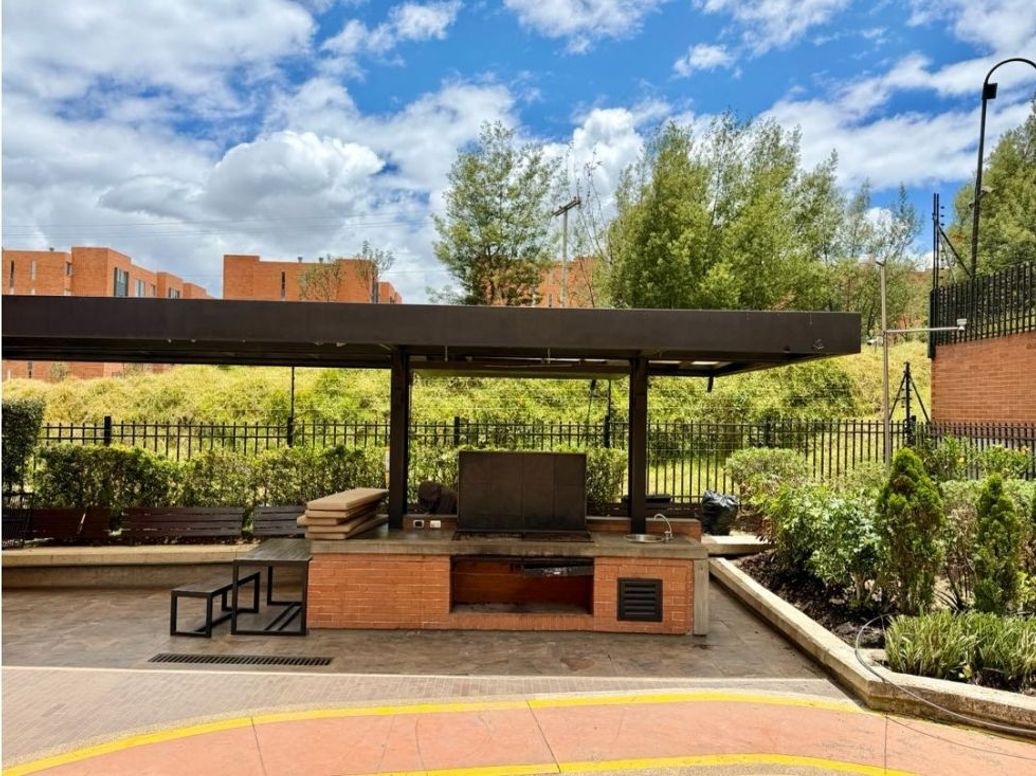 Apartamento de 3 alcobas en venta en Gratamira, Bogotá, 92 m² · foto 18 de 20