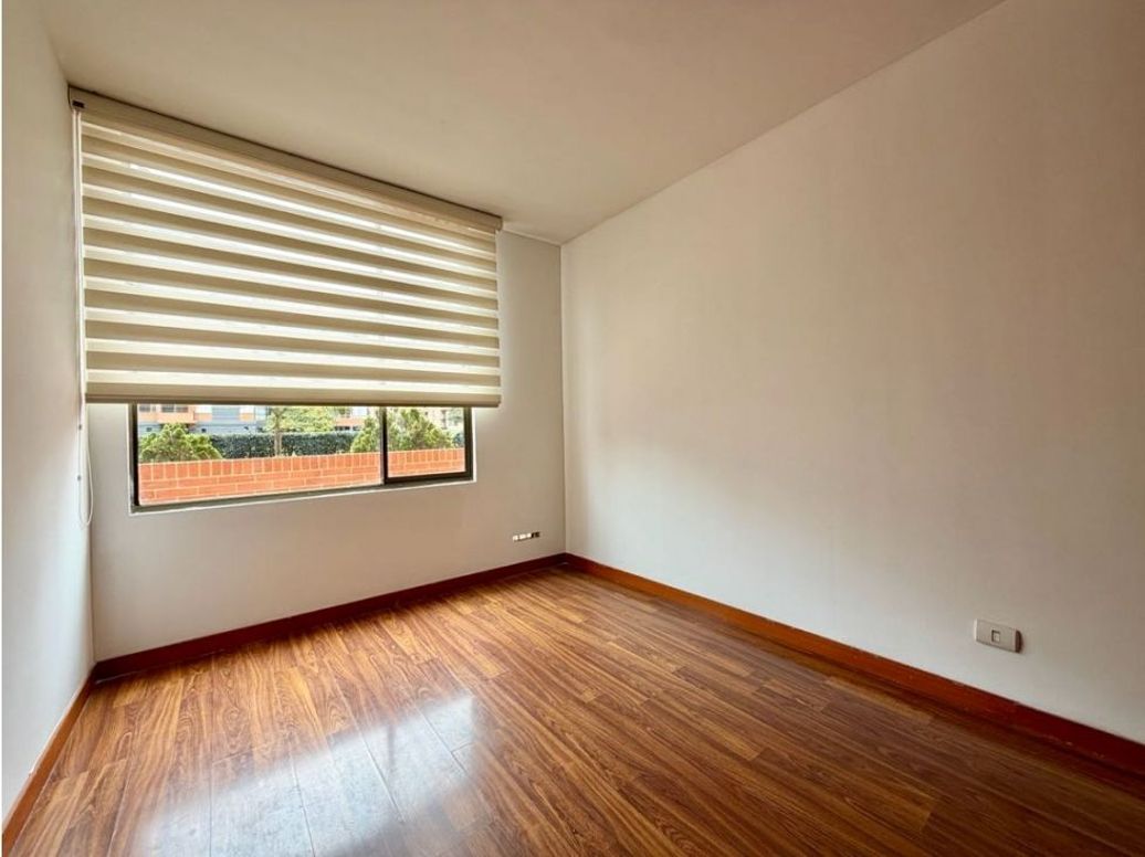 Apartamento de 3 alcobas en venta en Gratamira, Bogotá, 92 m² · foto 13 de 20