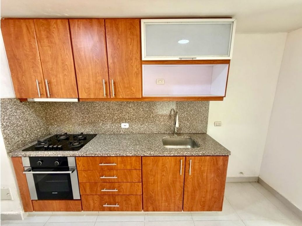 Apartamento de 3 alcobas en venta en Gratamira, Bogotá, 92 m² · foto 6 de 20