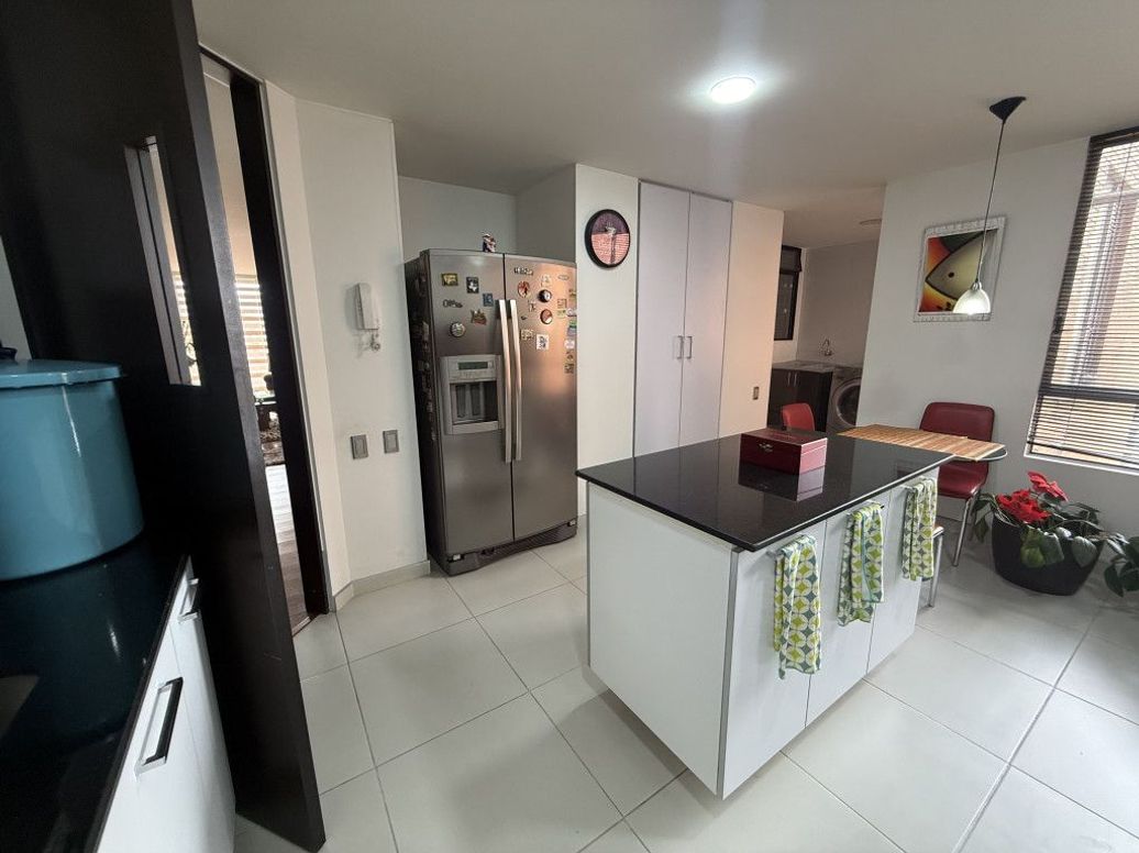 Apartamento de 3 alcobas en venta en Gilmar, Bogotá, 172 m² · foto 16 de 20