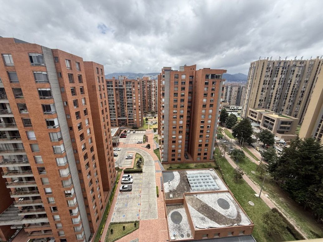 Apartamento de 3 alcobas en venta en Gilmar, Bogotá, 172 m² · foto 13 de 20