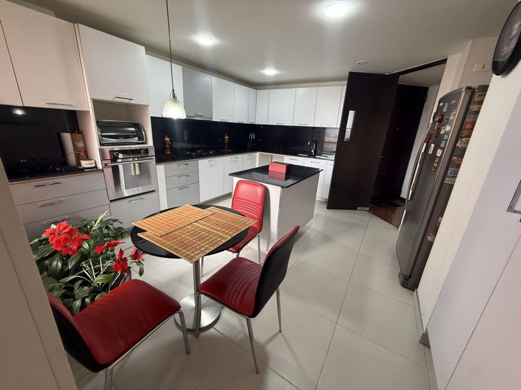 Apartamento de 3 alcobas en venta en Gilmar, Bogotá, 172 m² · foto 17 de 20
