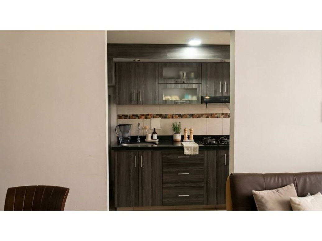 Apartamento de 3 alcobas en venta en El Recodo, Bogotá, 56 m² · foto 2 de 13